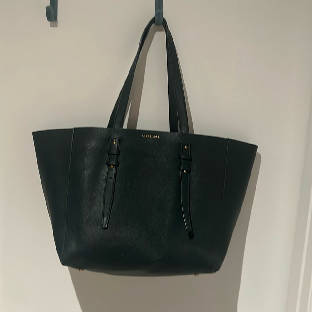 Dark green purse